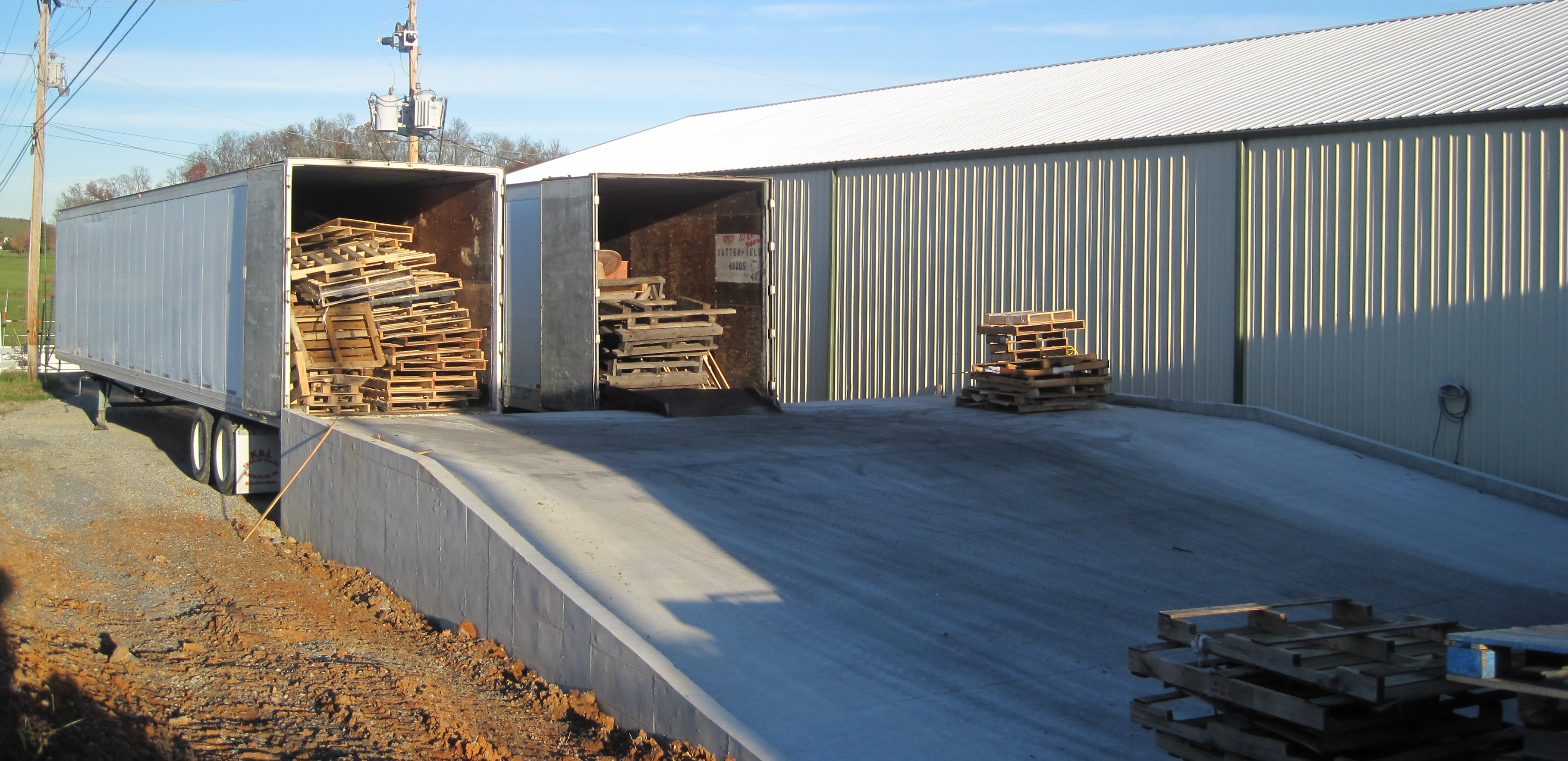 Greeneville Wood and Pallet